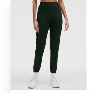 NWT Lululemon Adapted State Jogger Size 20 in Rainforest Green